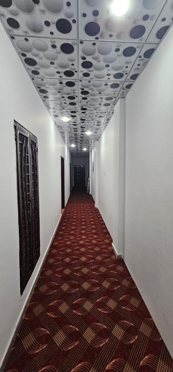 Town Guest House Toba Tek Singh Luaran gambar